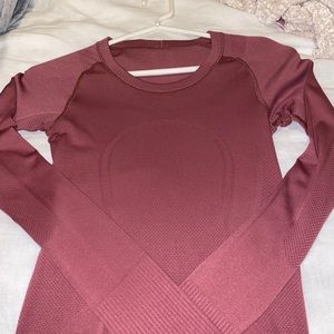 Lululemon long sleeve shirt